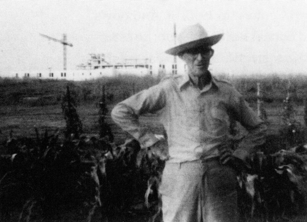 STS_HIS_South_Farmer_HR