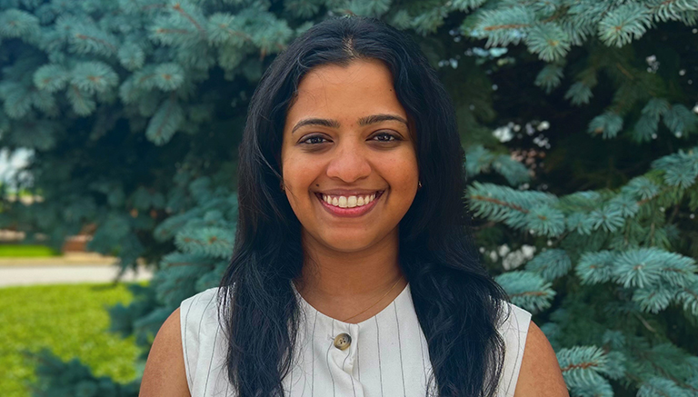 Mirdhula-Ananthamurugan