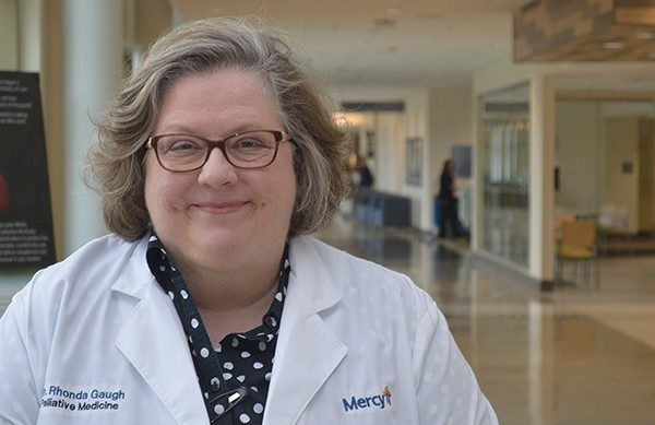 Rhonda Gaugh, DO, and the palliative care team at Mercy Jefferson offers a holistic approach to treating patients with serious illnesses. 