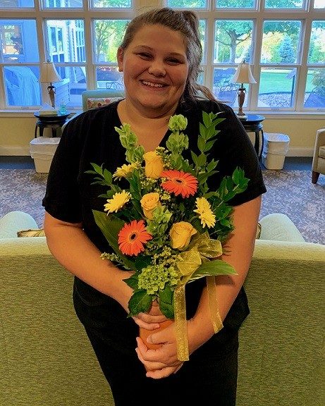 Cayla Miller, de Greeff Hospice House, was honored with a Daffodil Award for the compassionate care she provides at Mercy Hospital South.