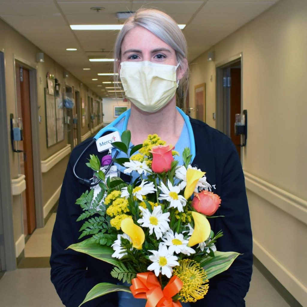 Jessica Lutker, RN, earned the DAISY Award for the extraordinary, compassionate and skillful nursing care she provides in the orthopedic unit at Mercy Hospital South.