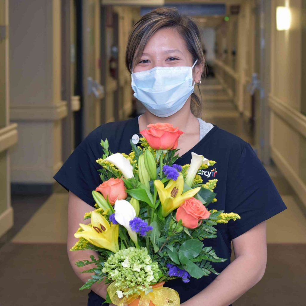 Elena Vo, patient care associate, earned the Daffodil Award for the outstanding, compassionate care at Mercy Hospital South.