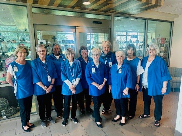 mercy-ada-group-volunteer
