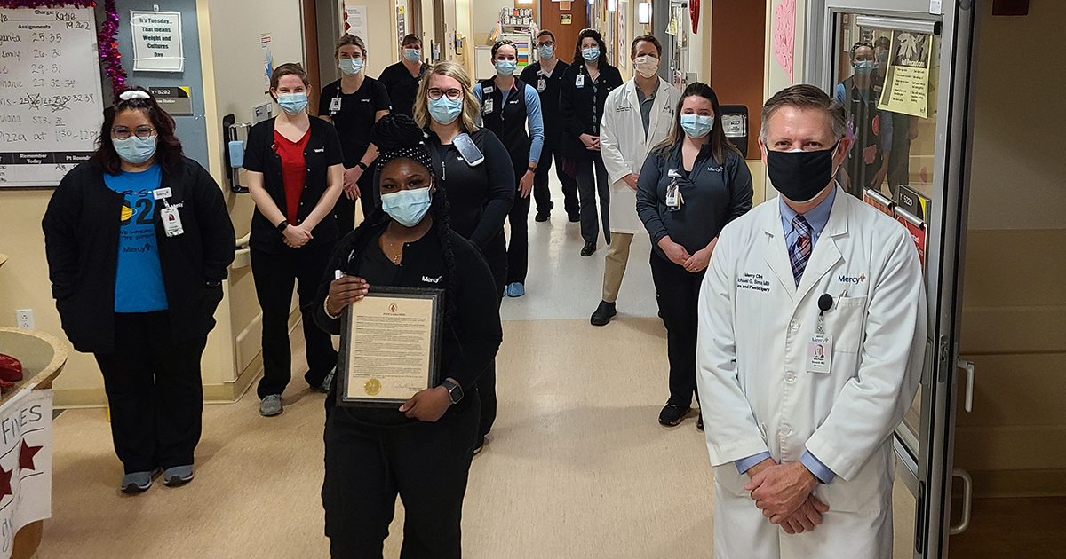 Creve Coeur Mayor Honors Mercy Burn Center with Proclamation Mercy