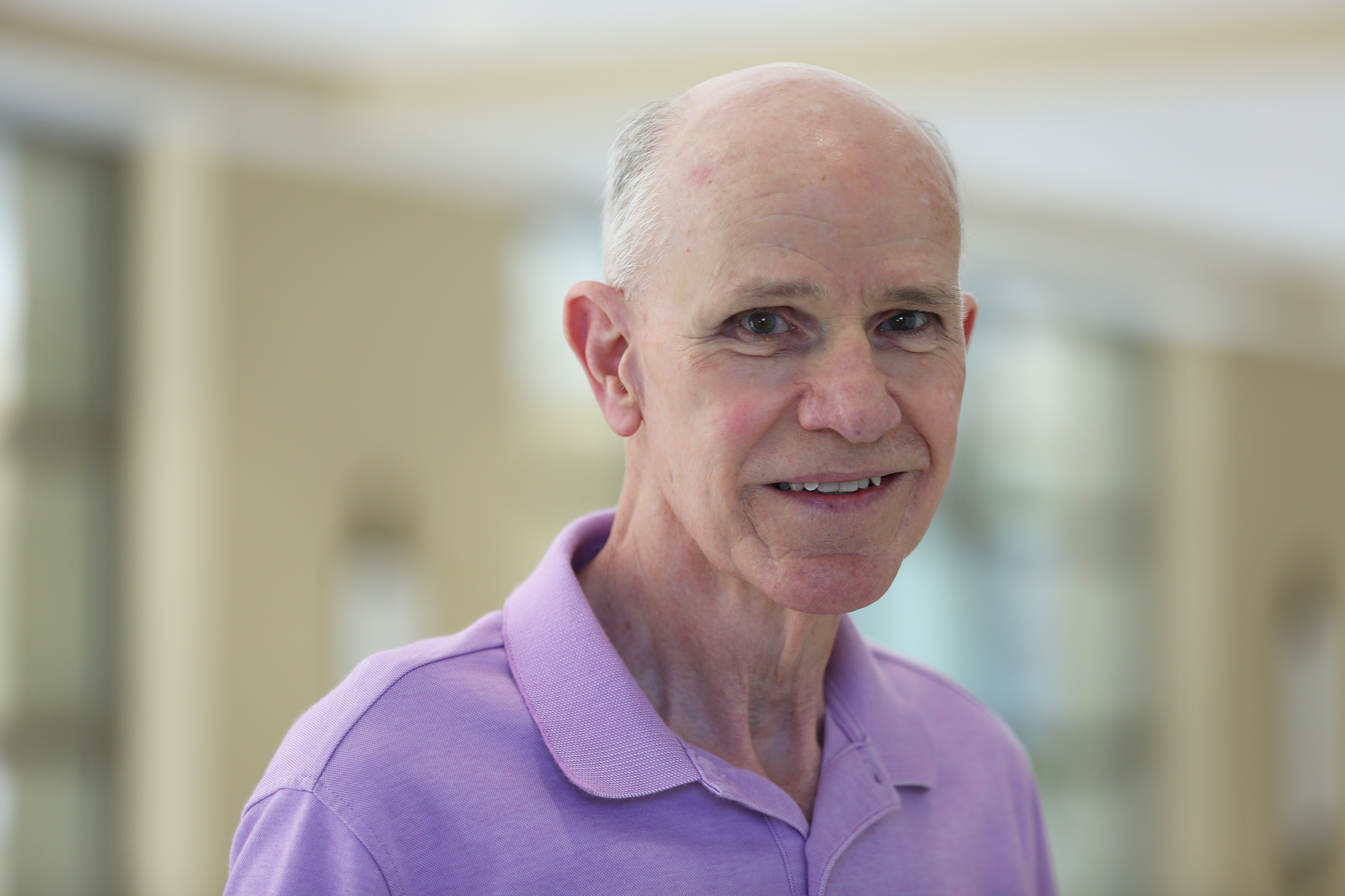 Painfree After Surgery, Patient Rates Orthopedist “Five Stars” Mercy