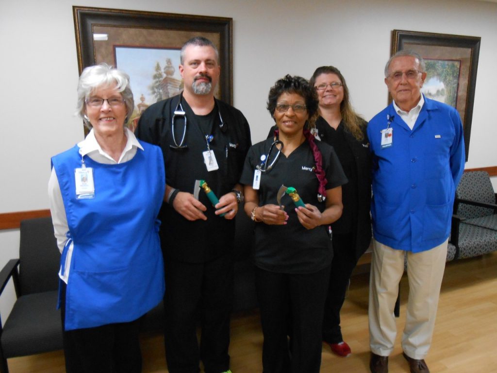 Ada Auxiliary members with hospital staff