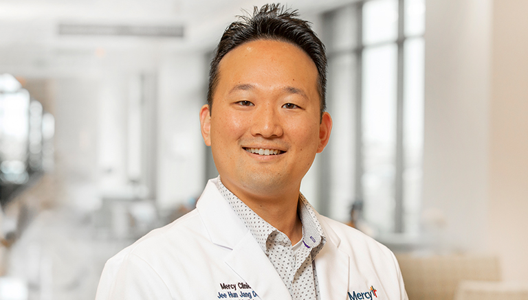 Jee Hun Jang, DO, Mercy