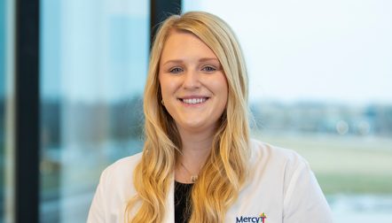 Ellie Suzanne Hull, FNP