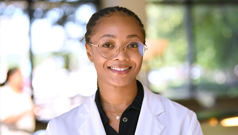 Adaeze Eze, MD, Mercy