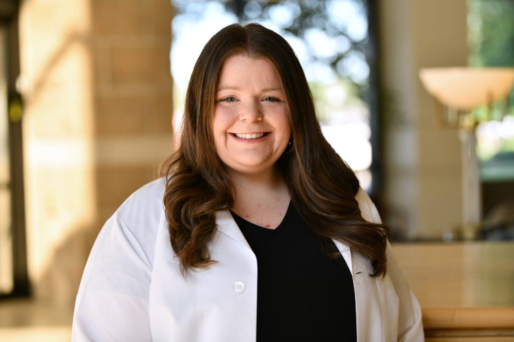 Fields_Emily_MD_1306675517_preferred