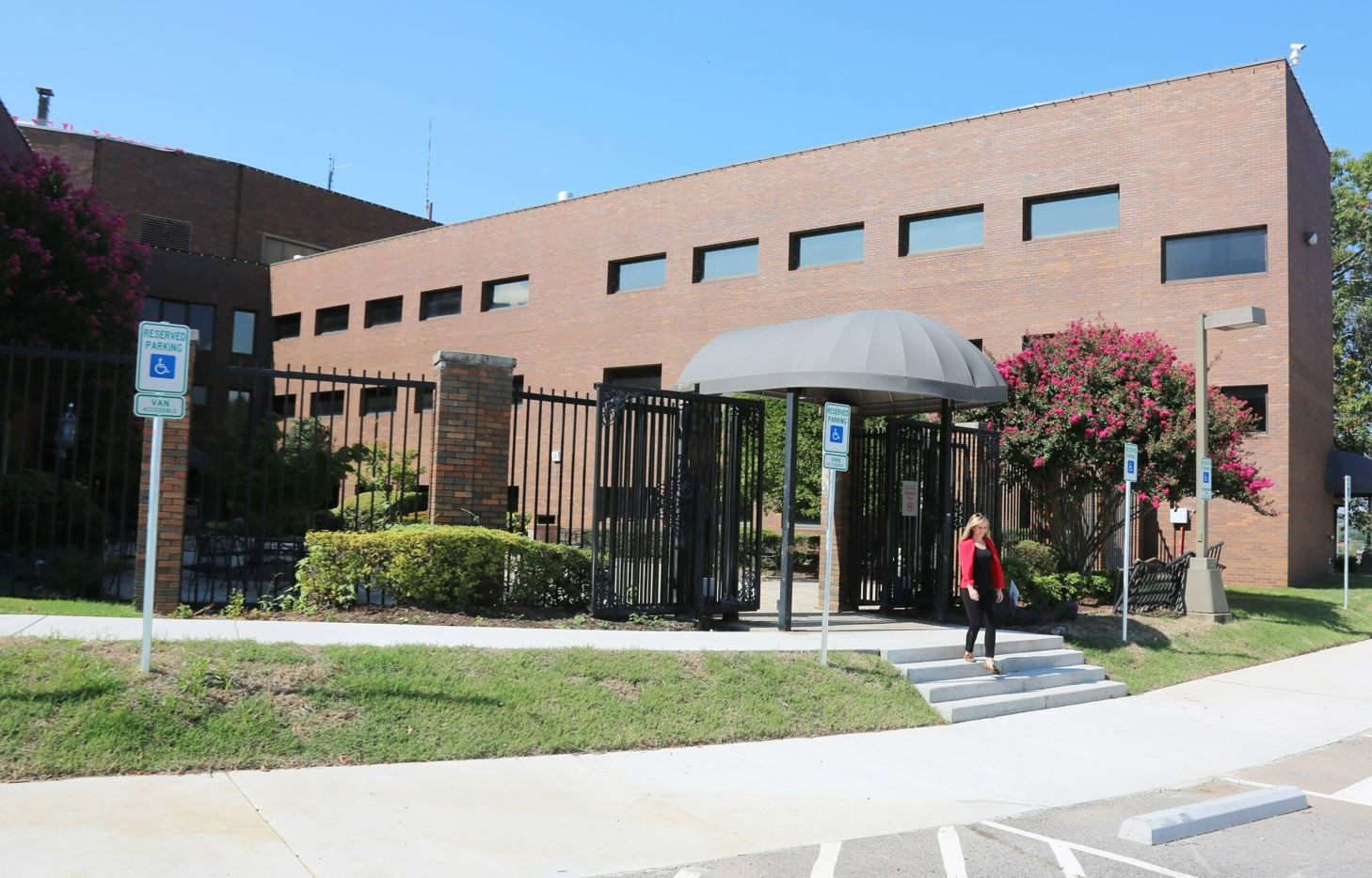 Mercy Fort Smith Relocates Hospital Visitor Entrance as Construction