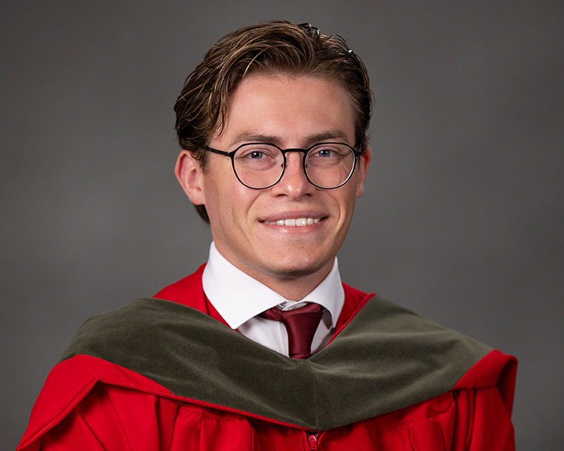 zachary-turner